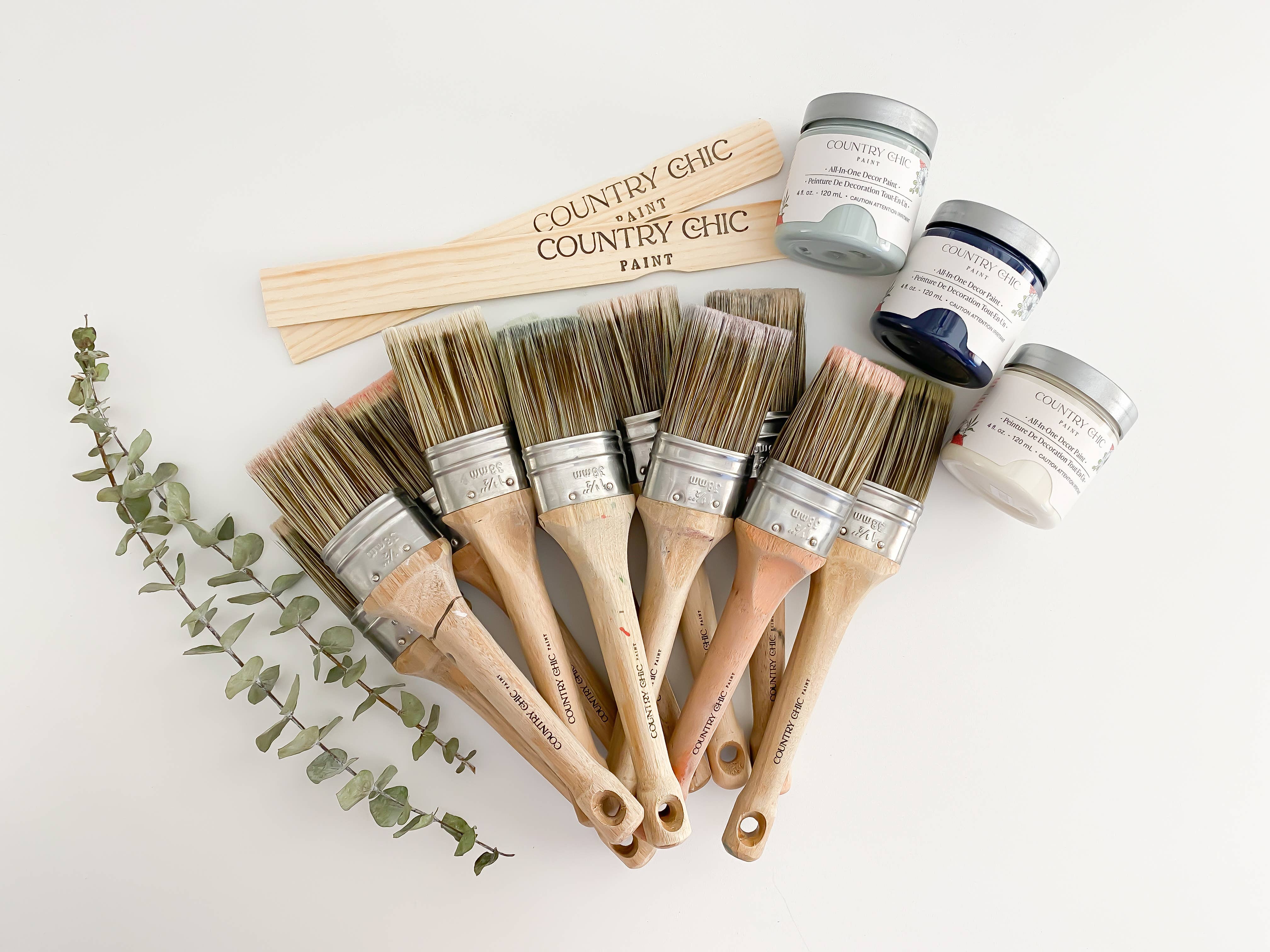 Country Chic Paint - Vente Pinceaux à peinture/cire - Pinceau ovale à poils synthétiques pour une application fluide1