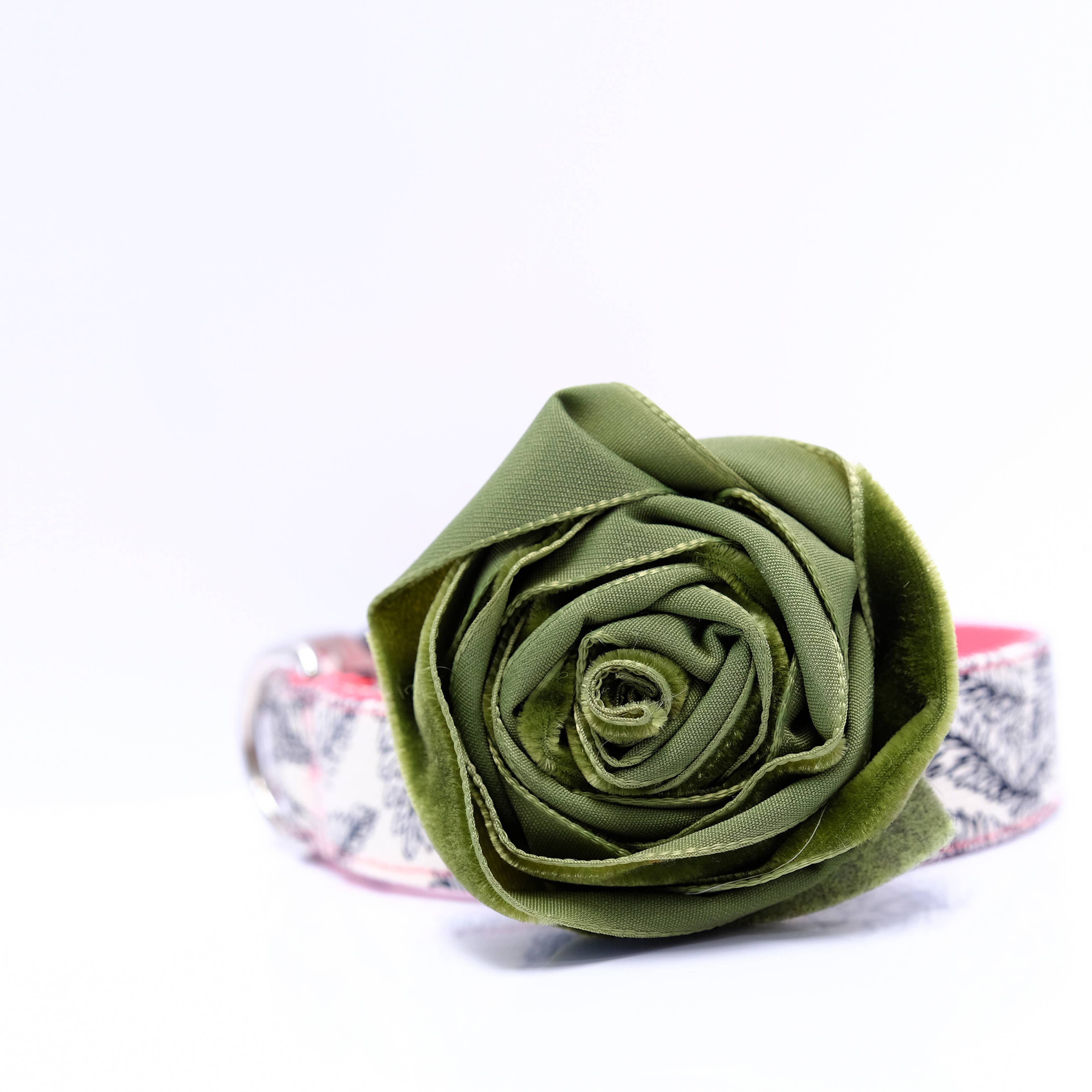 Mimi Green - Wholesale Pet Collar - Dog - Velvet Rose Dog Collar Flower Accessory – 32 Colors!14