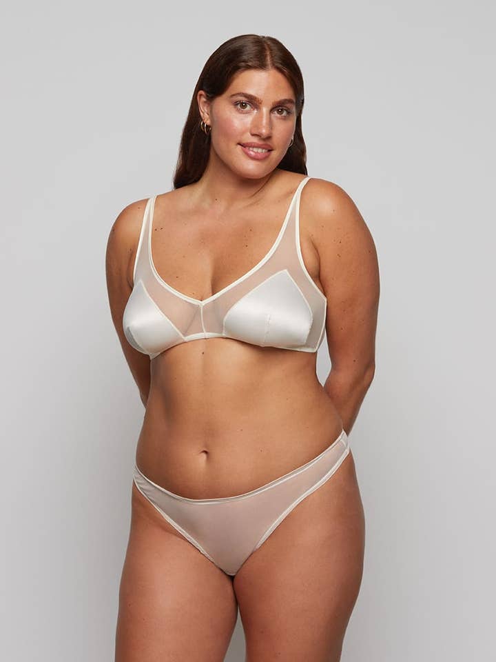 Cheeky Lover - Tanga em Tulle-Marfim por atacado de Chitè Milano