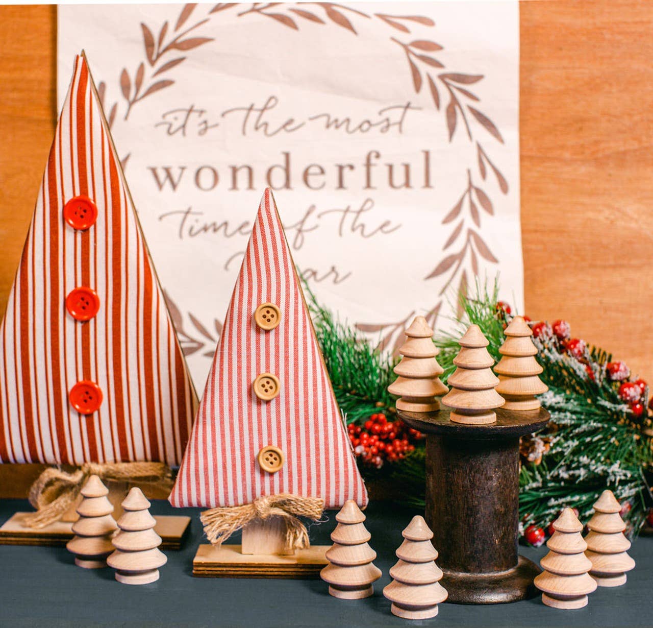 Woodpeckers Crafts - Wholesale Christmas Decoration - Small Wooden Christmas Decoration Tree1