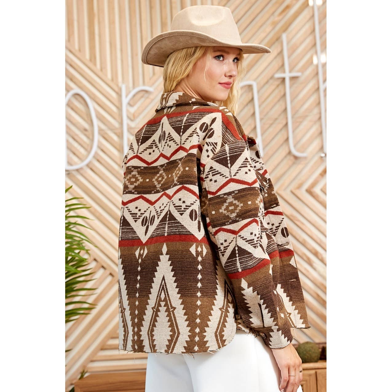 Sweet Generis – wholesale Shirt Jacket/Shacket - Women’s – TRIBAL AZTEC PATTERN BUTTON DOWN SHIRT JACKET7