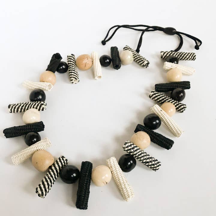 Belart Fair Trade - Wholesale Beaded/Pearl Necklace - Iraca Woven Palito & Chicon Necklace - Long