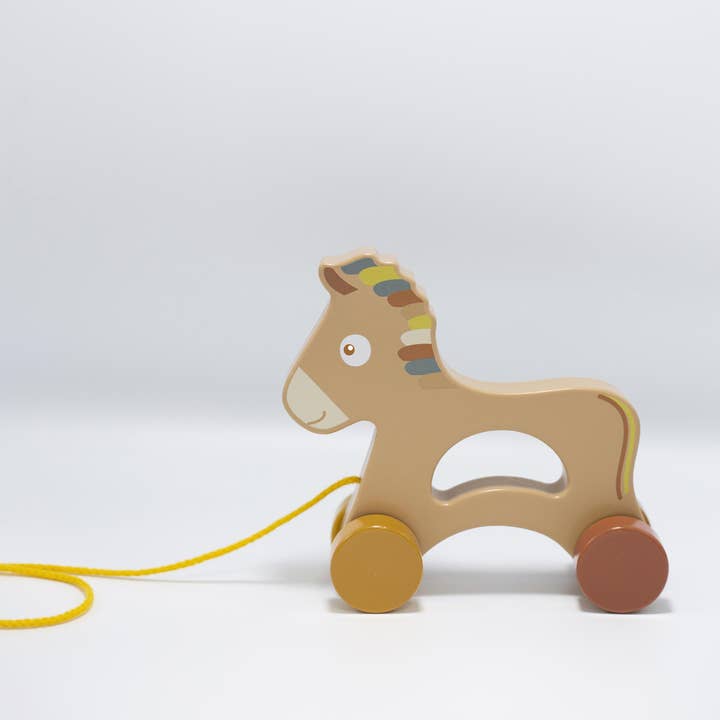 FSC wood-drawing horse for wholesale by Trois kilos Sept