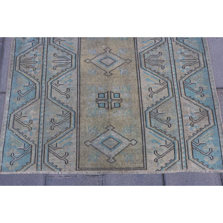 The Loom Wholesale - Wholesale Area Rug - Turkish Wool Accent Rug, Vintage Anatolian Aztec Design2