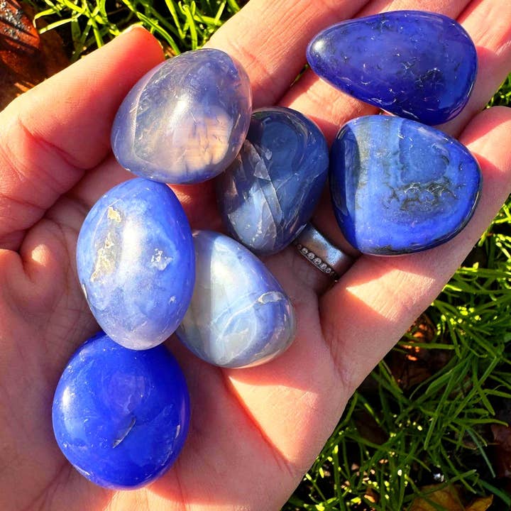 Tumbled blue agate 2-3cm banded agate crystal tumbles by Elf for wholesale by Elf Kendal Hippies