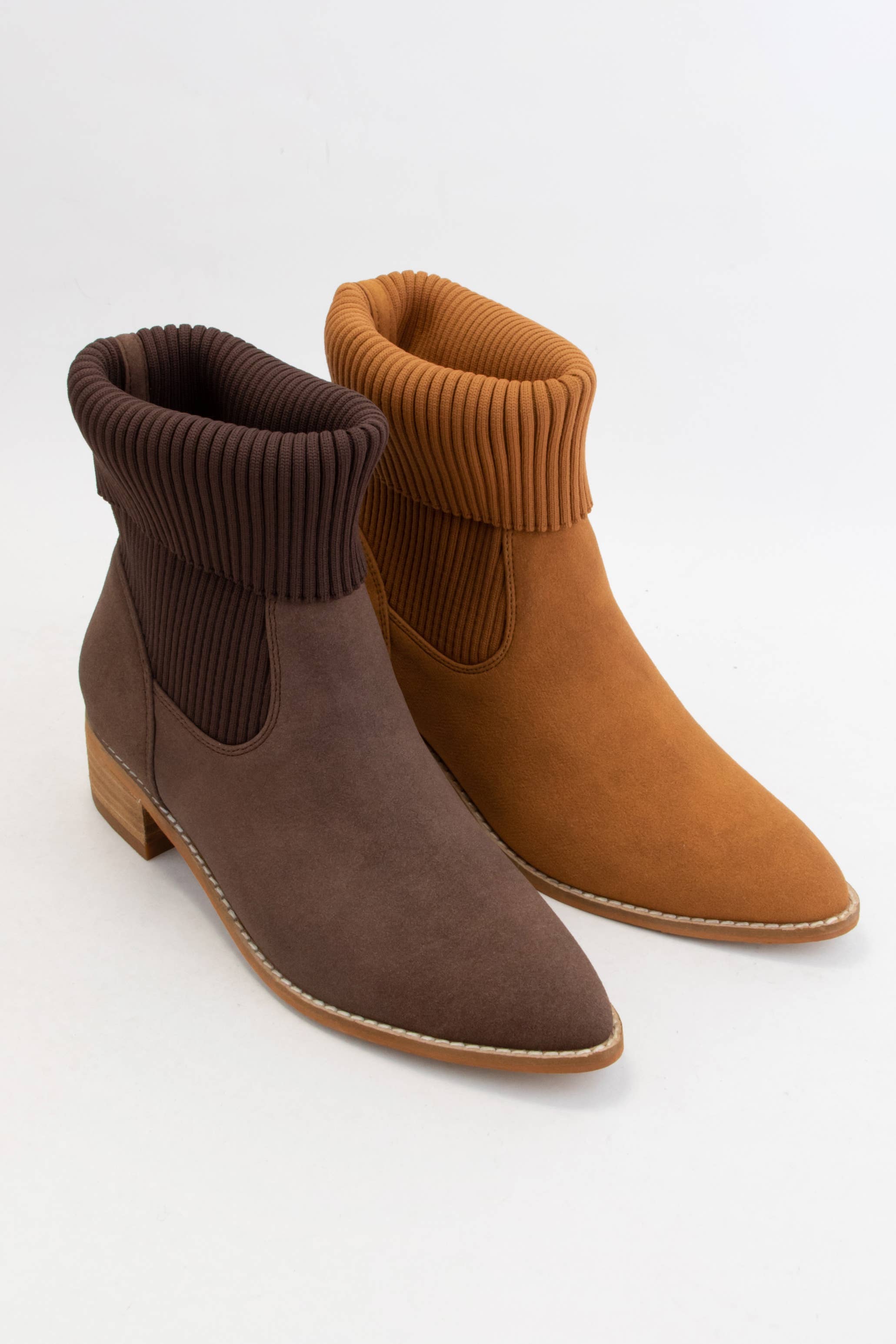 CCOCCI - Wholesale Laarsjes - Dames - MINIPAKKET COCOCCI | GEBREIDE LAARZEN MET OMGESLAGEN MANCHETTEN EN SPITSE NEUS8