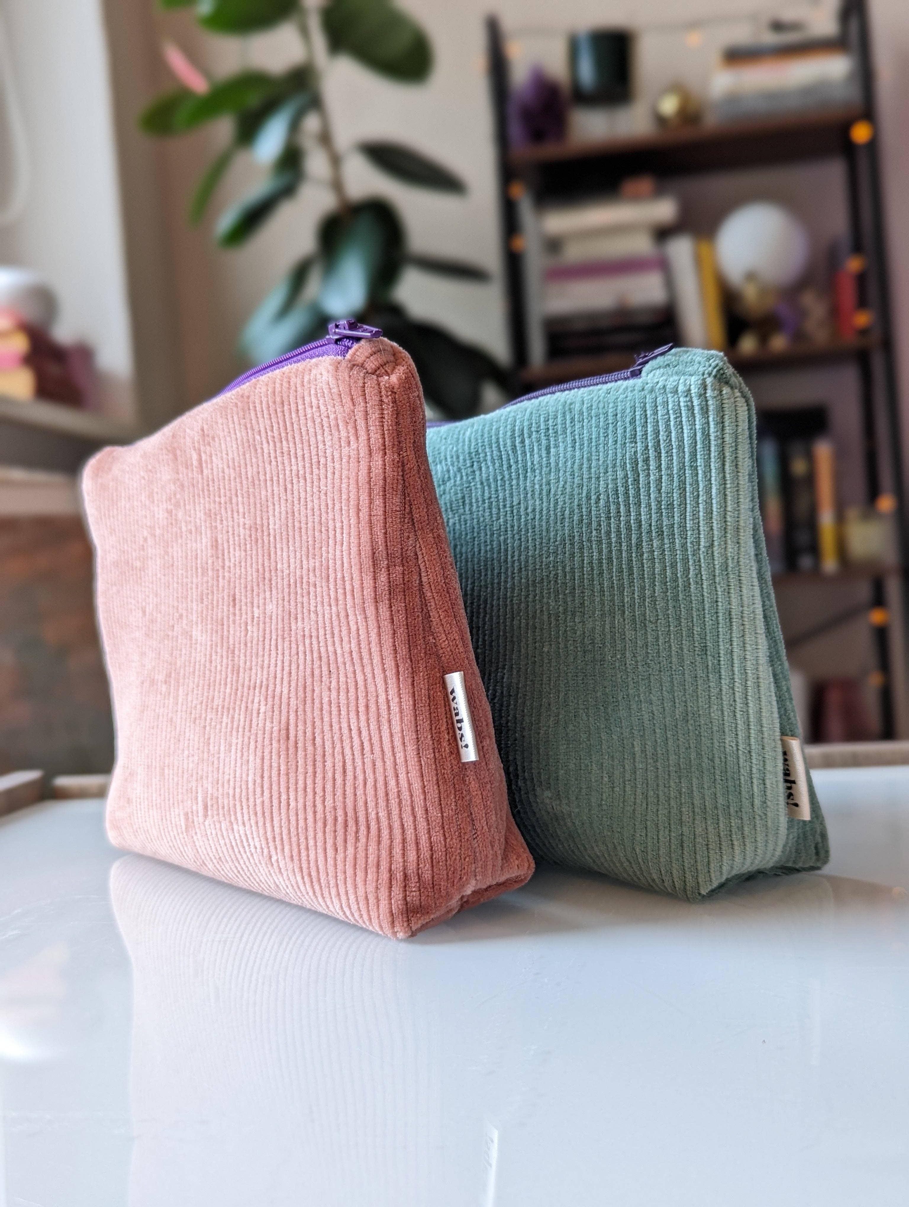 What a bun! - Wholesale Toiletry Bag - Women's - Kosmetiktasche mit Kordelzug4