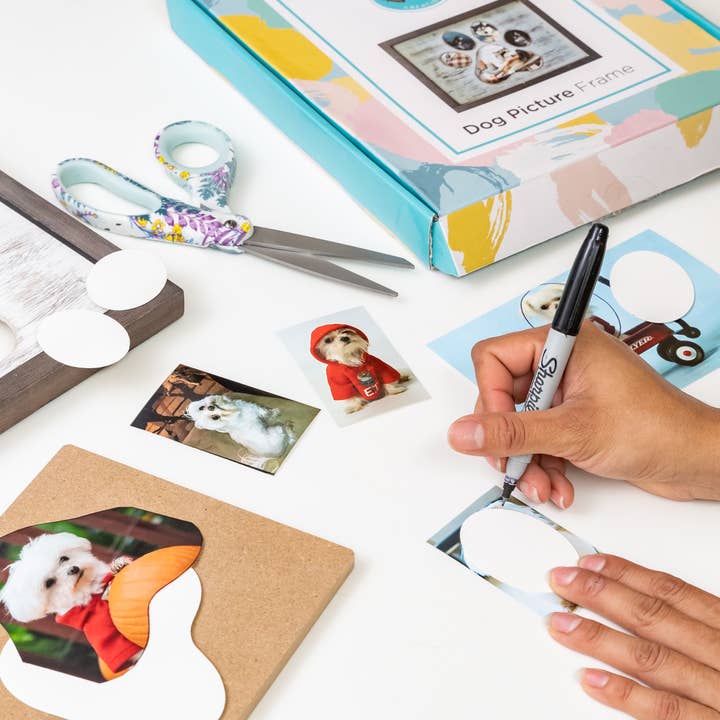 Cappy&Luna Creations LLC - Venta al por mayor Marcos de fotos - Marco de fotos de perro con estampado de huellas recortado para collage6