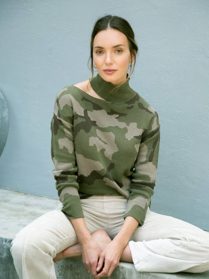 20427 Cutout Shoulder Sweater for wholesale by Mystree