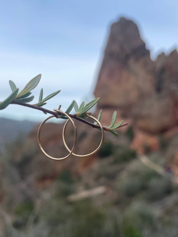 Sydney Hoops för wholesale av Woods to Wire