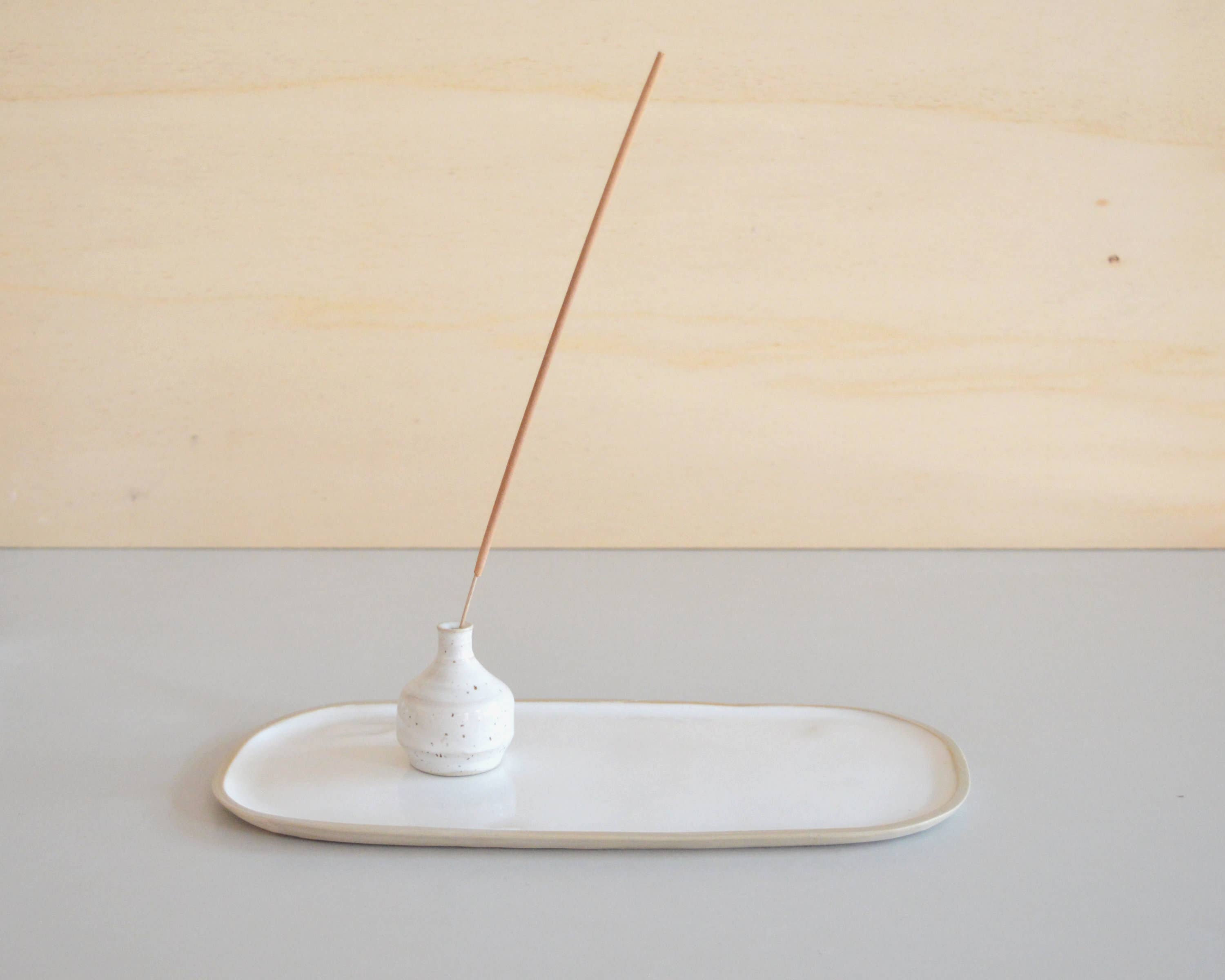 Karolina Bednorz Ceramics - Venta al por mayor Floreros - Mini jarrones decorativos NUDE de cerámica hechos a mano en Italia3