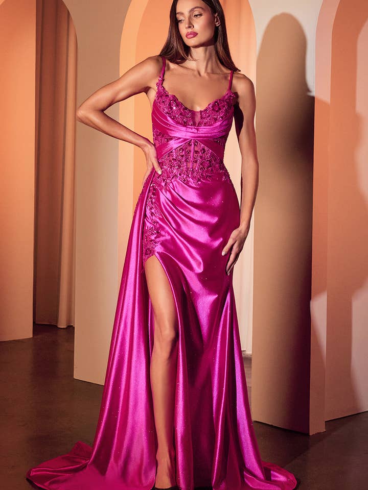 Figursydd aftonklänning i satin och spets för wholesale av Ladivine by Cinderella Divine