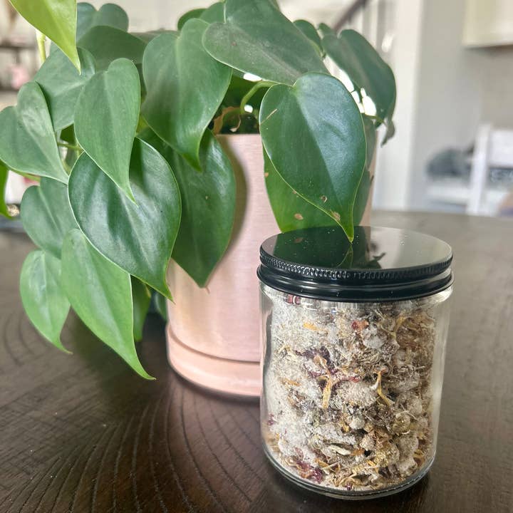 Monet Infusionz – wholesale Bath soak/milk – Golden Glow Herbal Bath Soak0