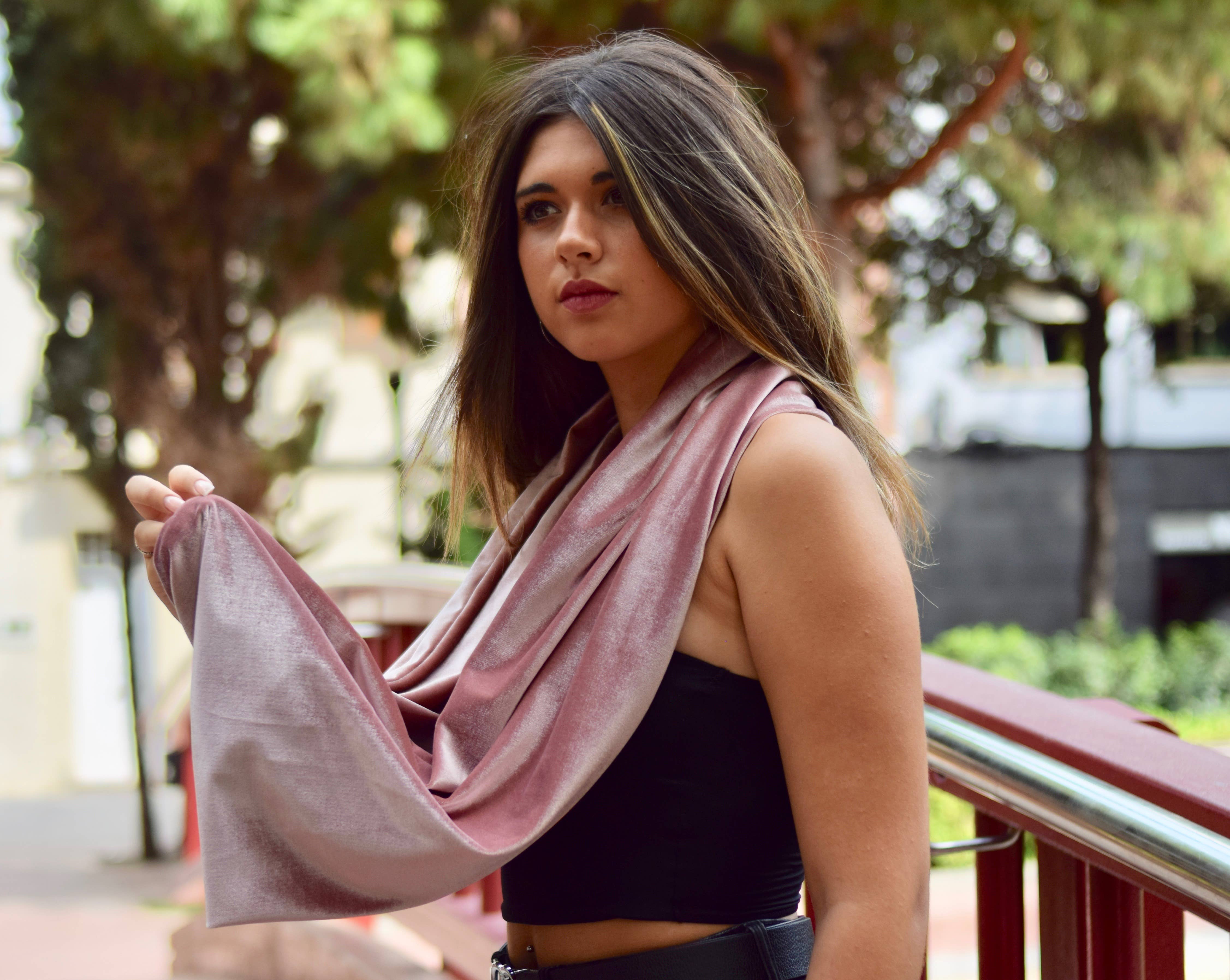 Petitama - Vente Écharpe – femme - Écharpe infini en velours rose pour femme, cache-cou boho1