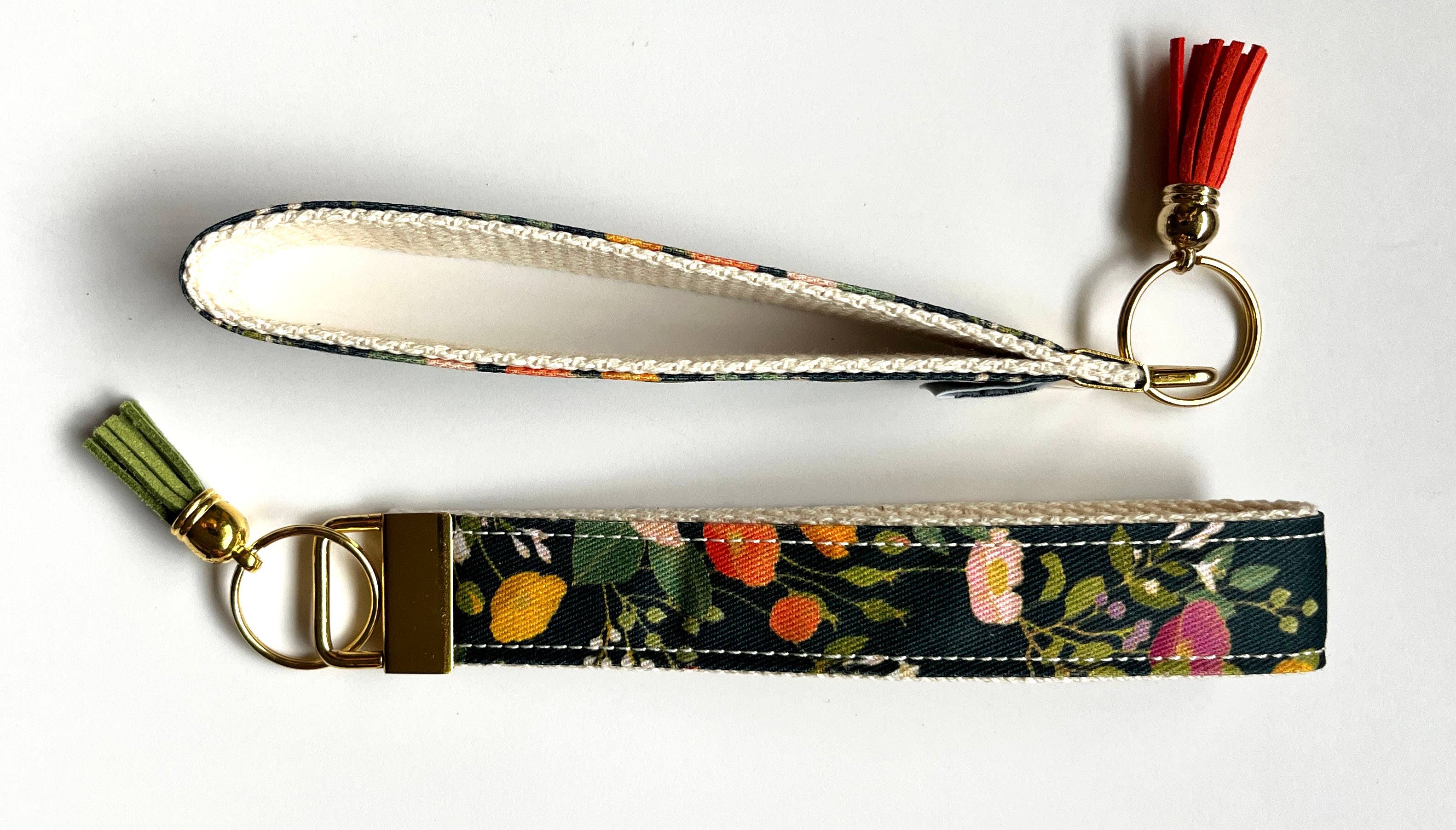 Westmoreland Place - Wholesale Keychain - Women's - Key Fob Wristlet - Botanical Floral1