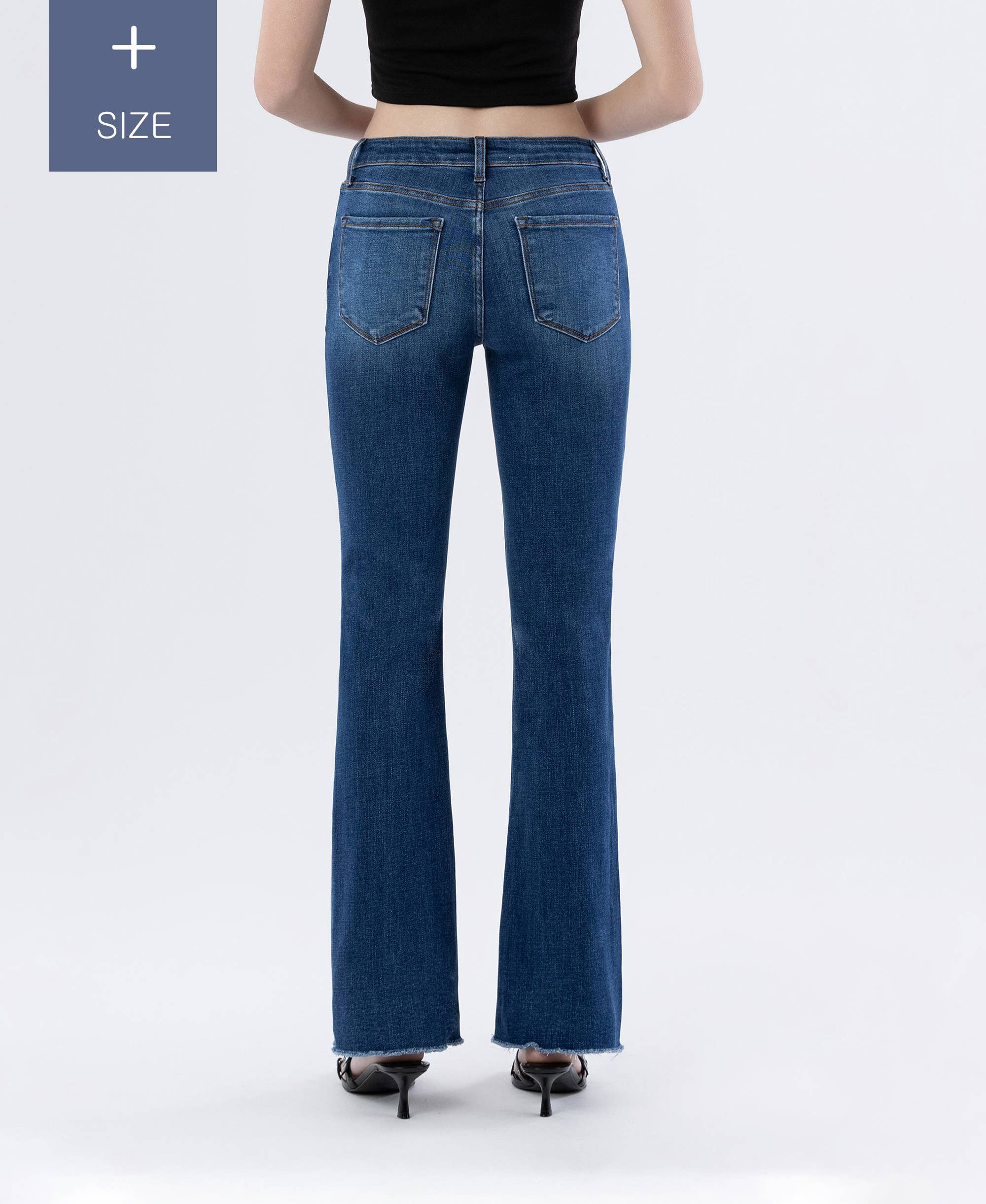 BETYDELSEFULL PLUS SIZE MID RISE RAW HEM DARK WASH BOOTCUT JEANS LV1193-P för wholesale på Faire1