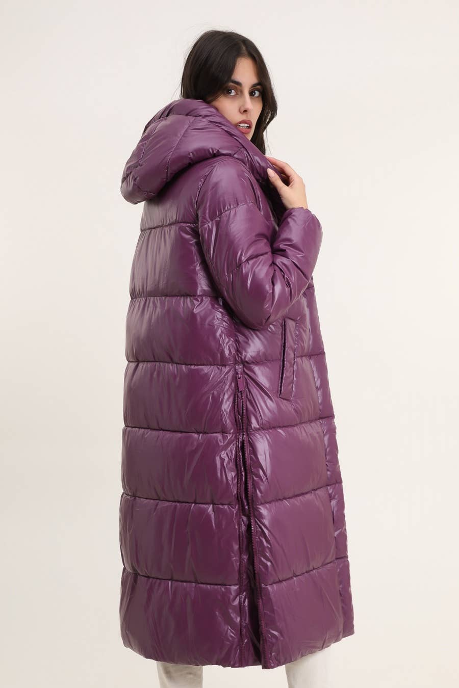 Attrait Paris - Wholesale Puffer Jacket - Women's - Extra long puffer jacket with metallic hood15