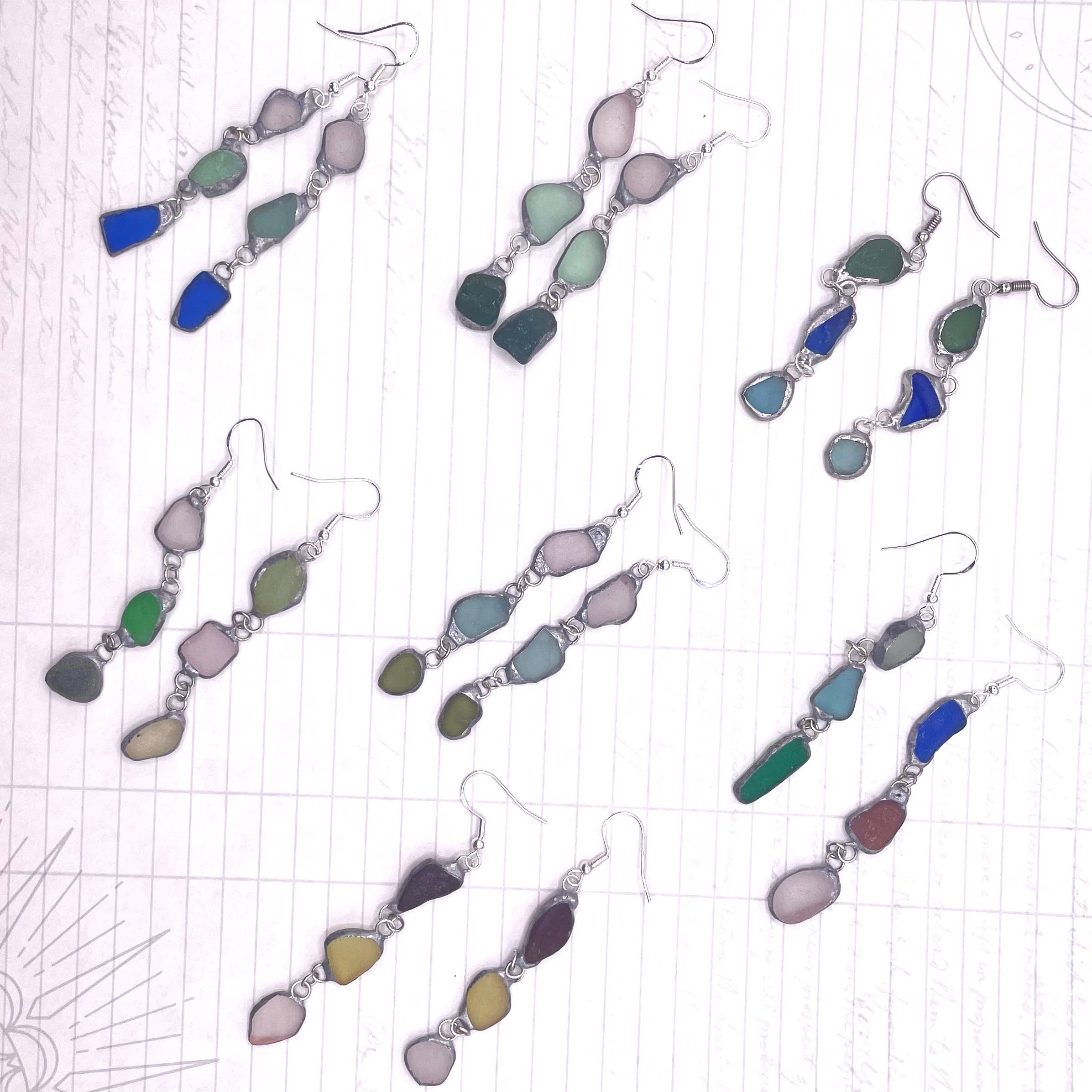 Cyn Elizabeth Studios - Wholesale Hangende/ronde oorbellen - Oorbellen van Zeeglas met Geschuurde Rijen6