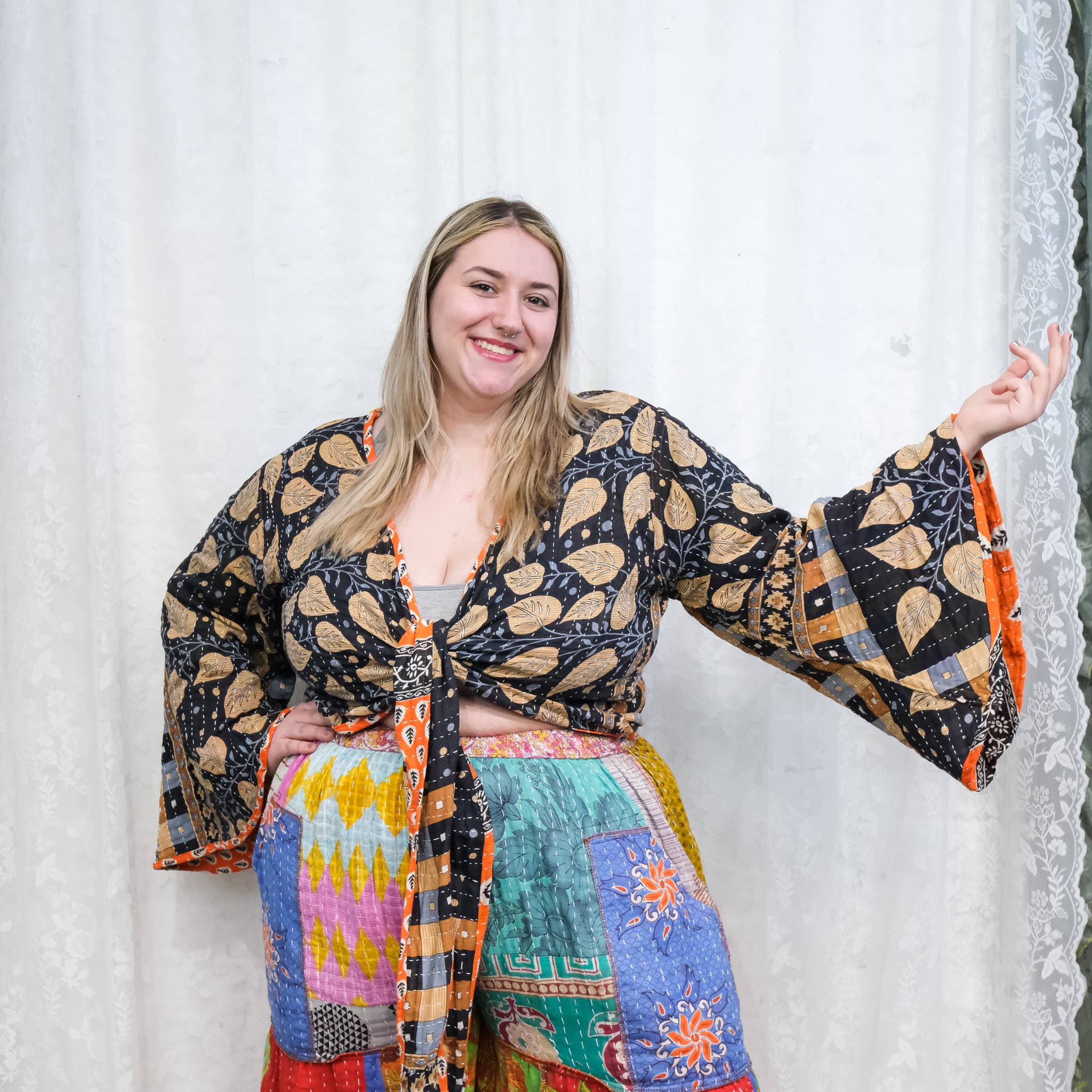 Karma Nepal Crafts - Vendita all'ingrosso Camicetta - Donna - Top Avvolgente Boho Kantha1