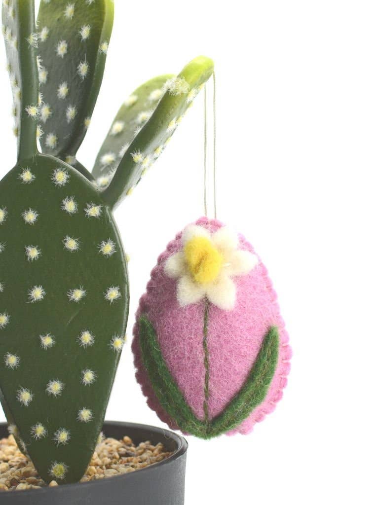 Woollyfelt - Wholesale Decorative Tabletop Object - Easter Pink Felt Egg with Flower | Set of 104