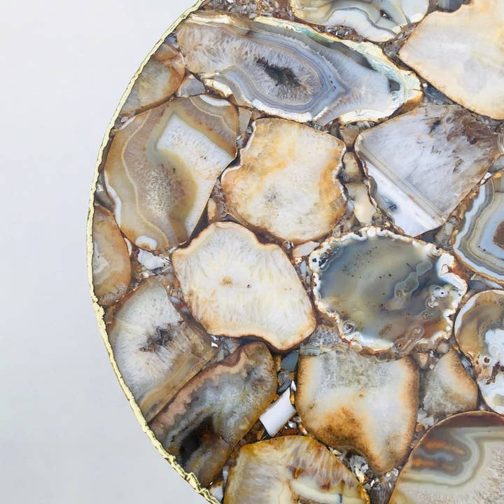 The Tangerine Store - Vente Tables basses - Table d'appoint/basse à bord rond en agate dorée3