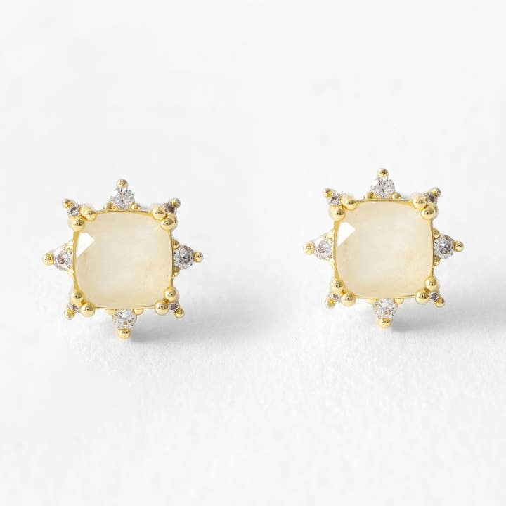 Orecchini Gianna Pietra di luna per la vendita all'ingrosso da parte di Heilo Jewelry