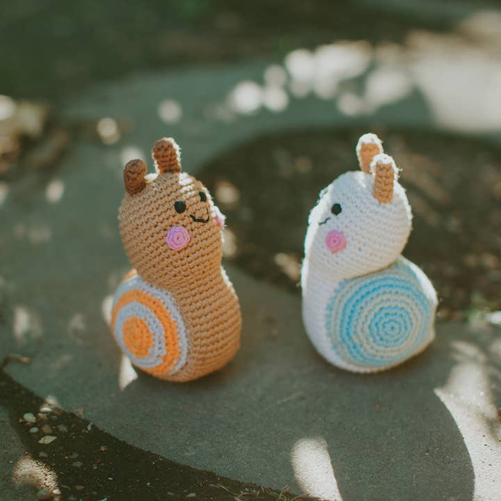 Pebble - Wholesale Stuffed/Plush Toy - Kids & Baby - Baby Snail Rattle – Garden-Themed Toy