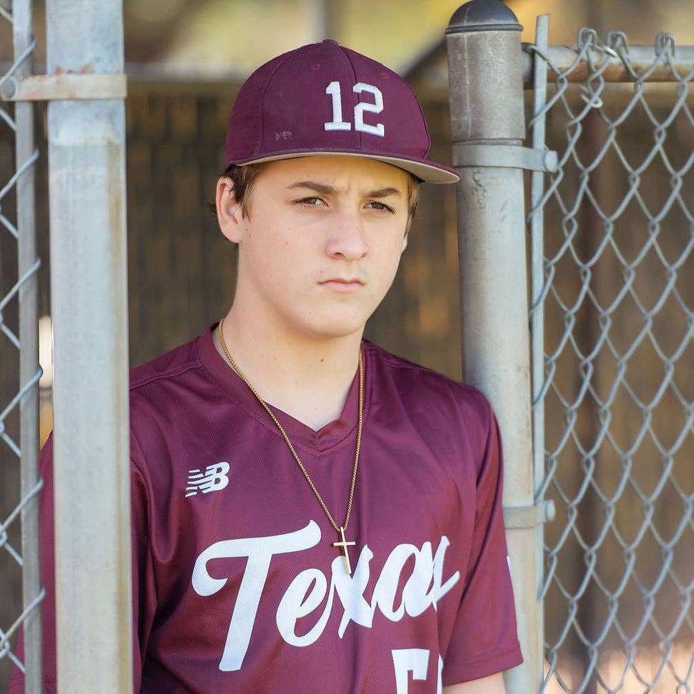 Golden Thread – Colar pingente/pendente por atacado – Corrente Cruzada em Ouro10