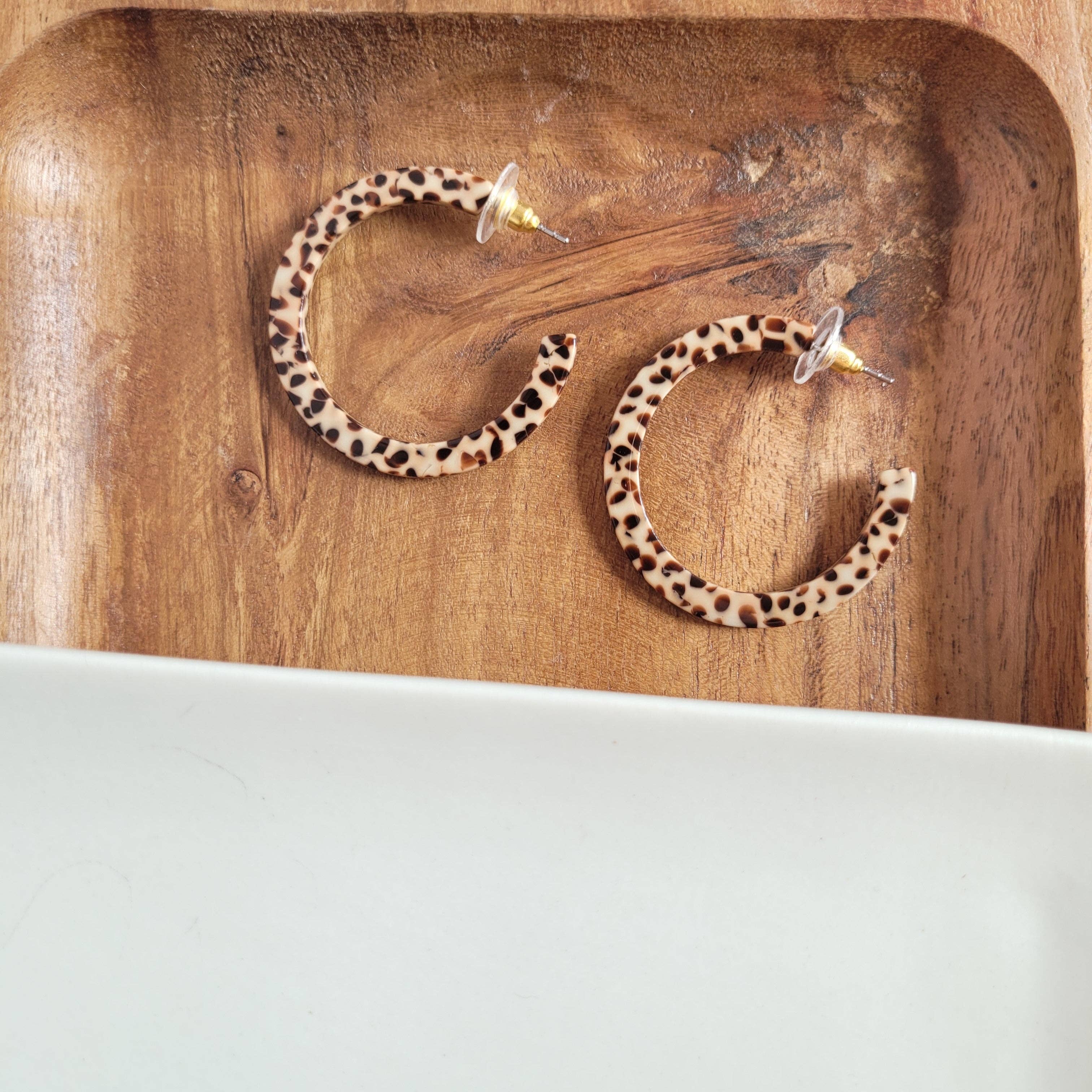 Spiffy & Splendid - Wholesale Oorringen - Camy Hoops - Bruine Stip // Sieraden, Oorbellen, Herfst8