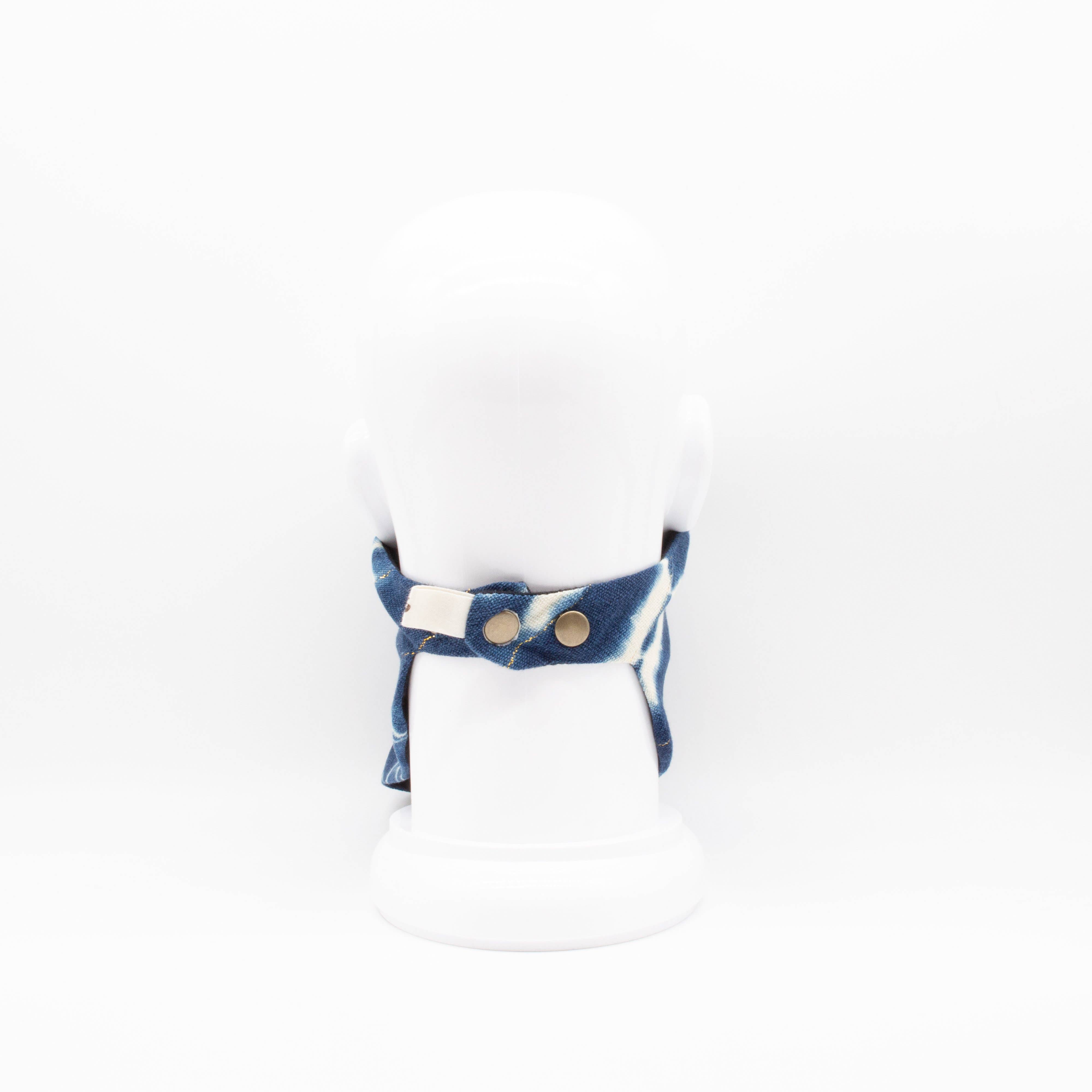 Maskdanna by Califortunate - Wholesale Non-Medical Disposable Mask - MASKDANNA INDIGO GOLD STRIPE2