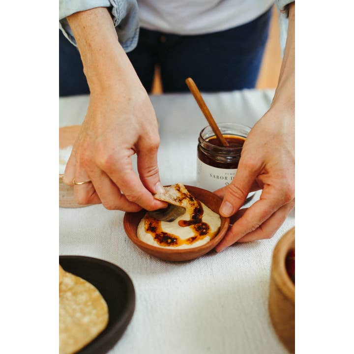 Tienda Salsita - Wholesale Salsa - Salsa Güey– Spicy Chile Oil with Sesame & Garlic2