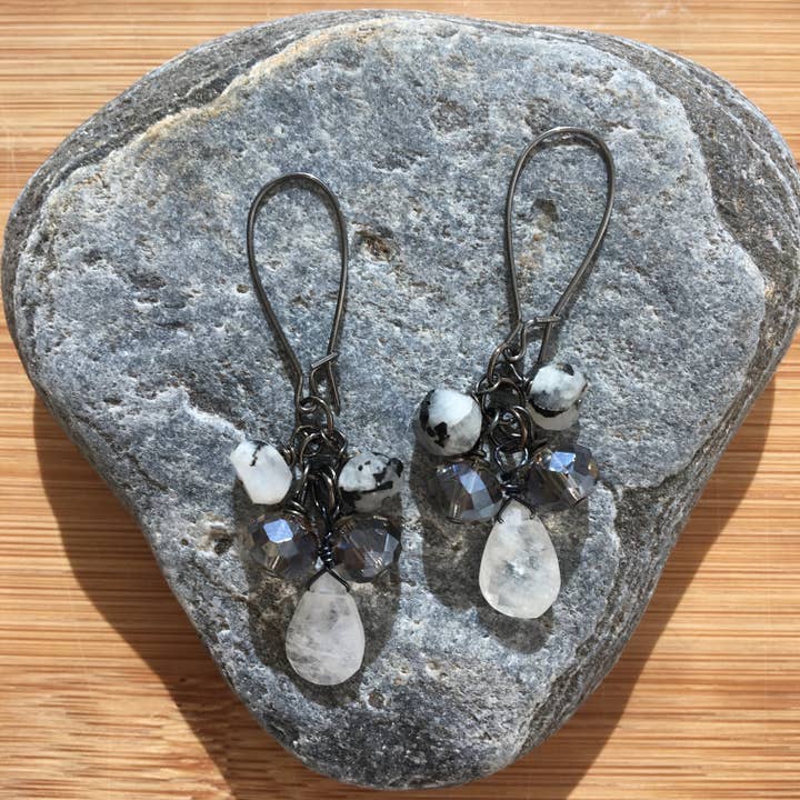 Dana Herbert – wholesale Hängande örhängen – Gunmetal Cluster örhängen3