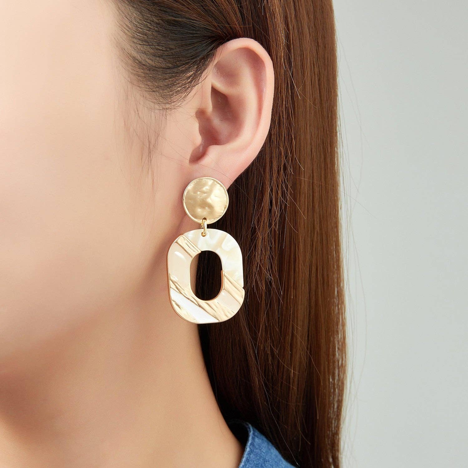 BELLE MISS - Wholesale Clip-On Earrings - Elisaveta clip earring5