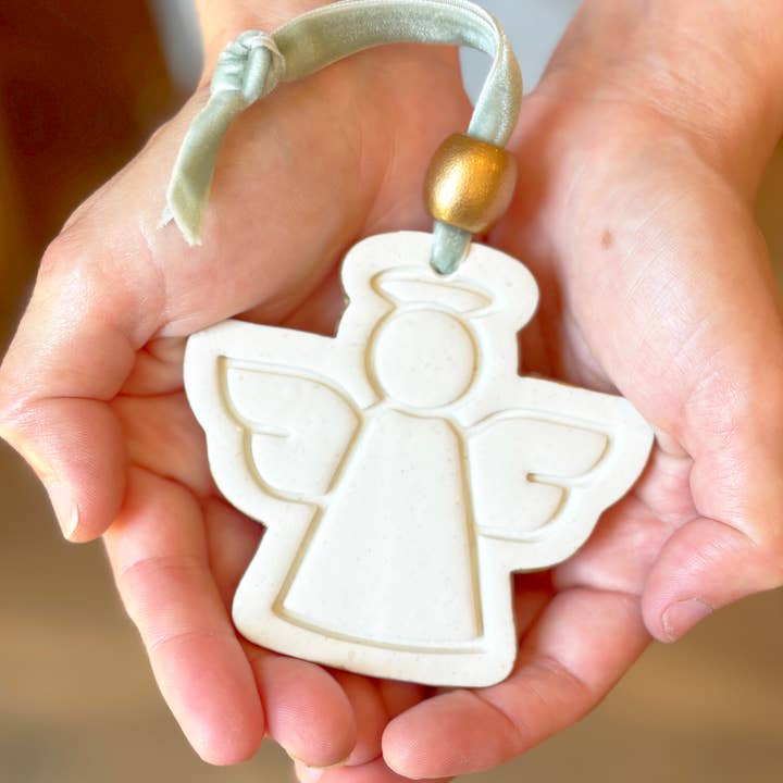ShopWell - Wholesale Ornament - Hope Angel Ornament