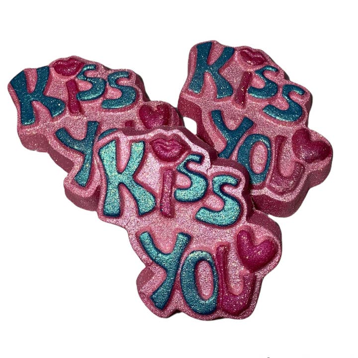 Kiss you valentines bath bombs for wholesale by Scrub Cosmetics