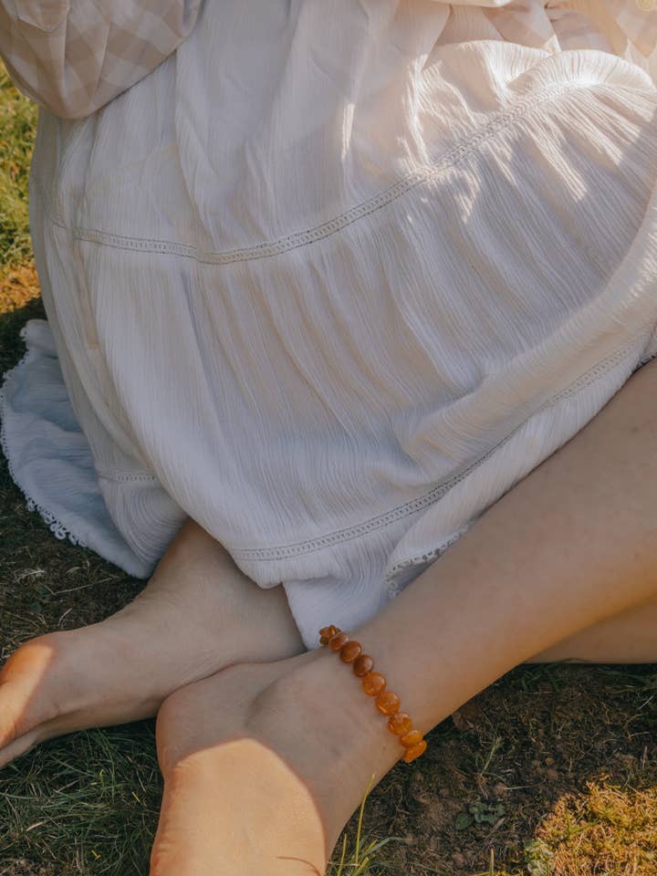 Tobillera de jade amarillo en oro para venta al por mayor de Xander Kostroma