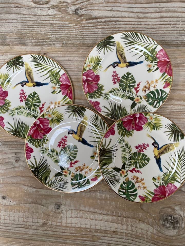 Sweet plate Bordo Oro for wholesale by Luxe Lodge