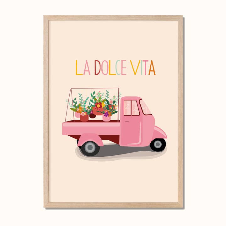 Poster - La Dolce Vita med rosa Piaggio Ape och blommor för wholesale av Poppydesign