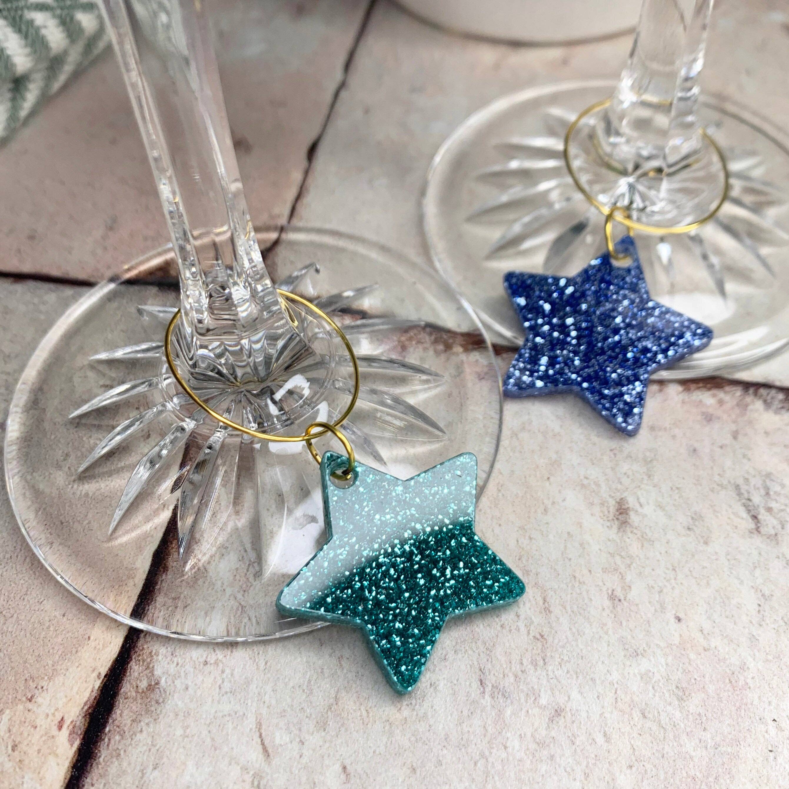 Parkin & Lewis – wholesale Wine charm – Set of 4 Glitter Wine Glass Charm, perfect for dinner partie0