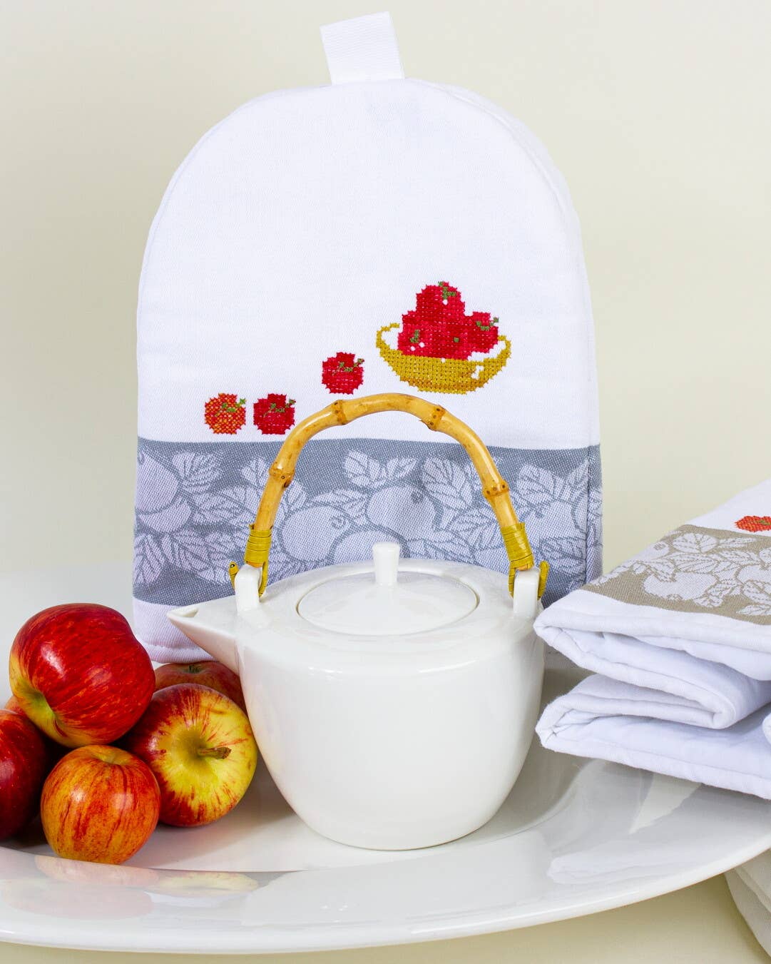 Teresa Alecrim - Têxteis para o Lar - Wholesale Theekopje - Theemuts met appelborduursel0