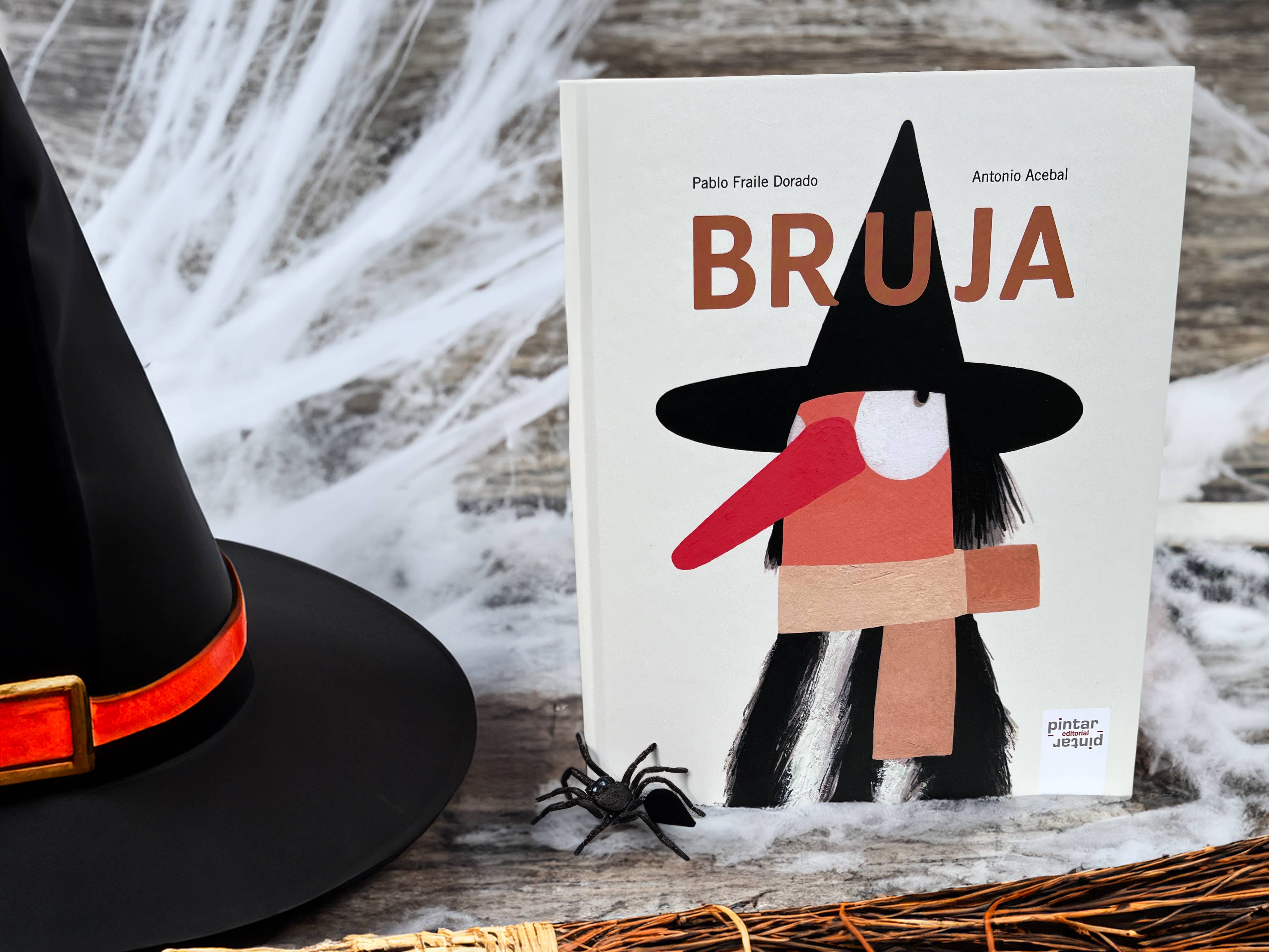 Pintar-Pintar Editorial – wholesale Förskolebok (3–5) – Illustrerad barnbok 'Häxan'3