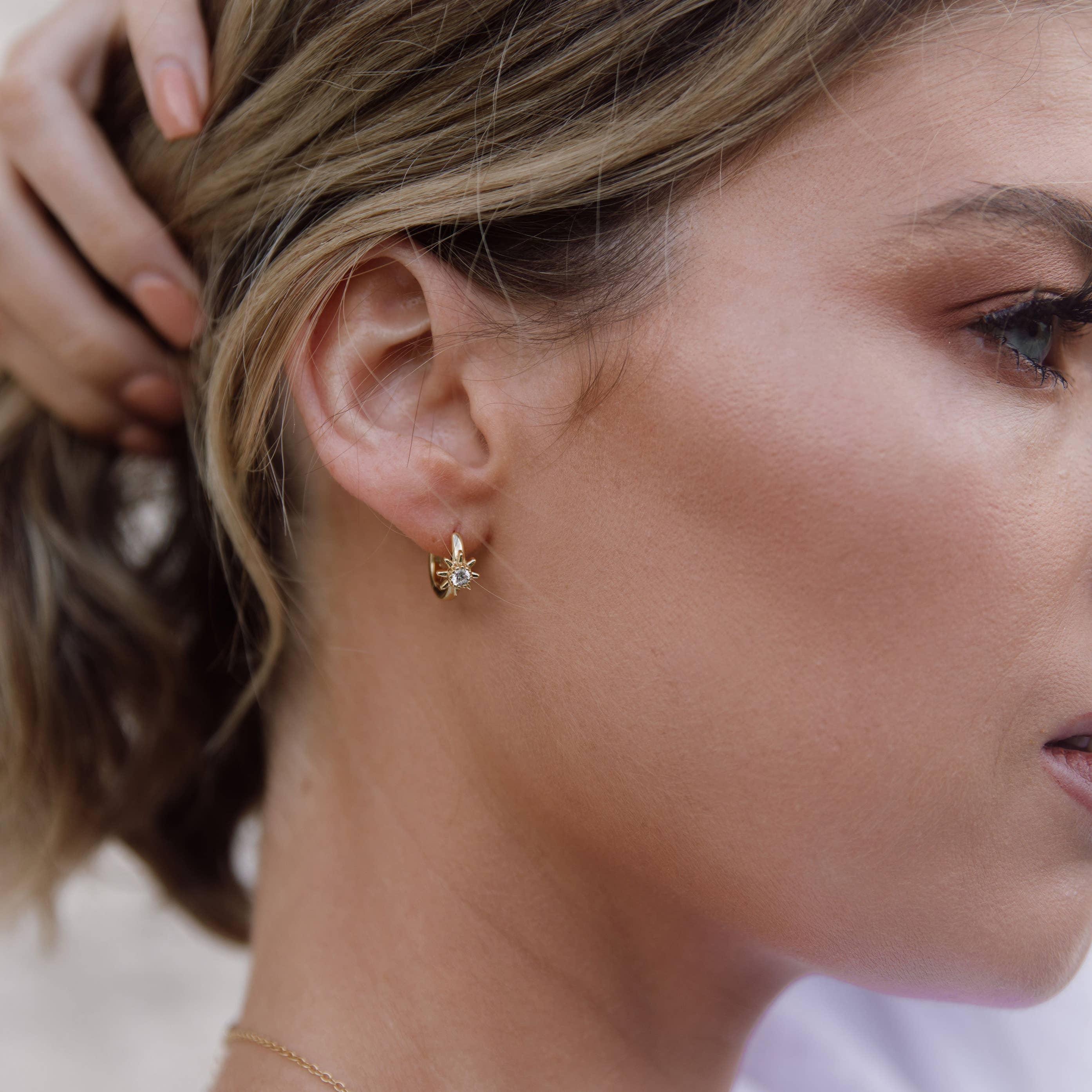 My Jewellery Story - Vente Petits anneaux - Créoles Polaris Star Mix avec cristaux transparents ST|2-9060-RCLR2