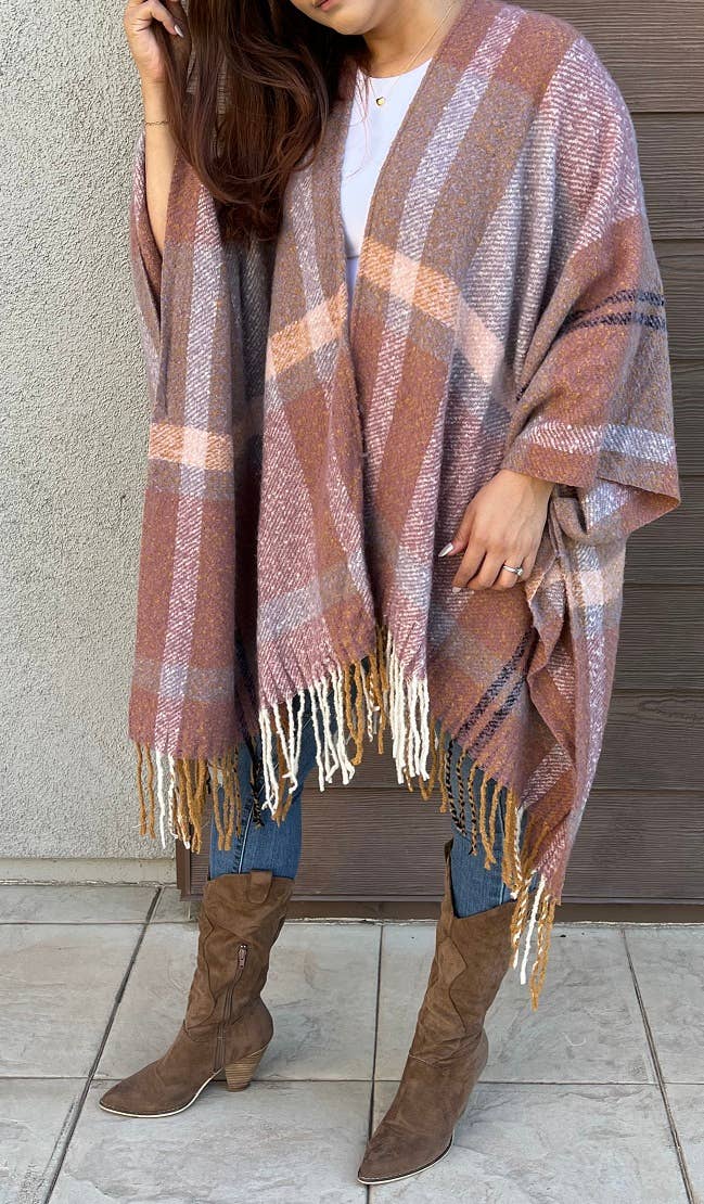 Justin & Taylor – wholesale Kimono – Women's – Autumn Sky | Plaid Kimono w/ Tassel Trim4