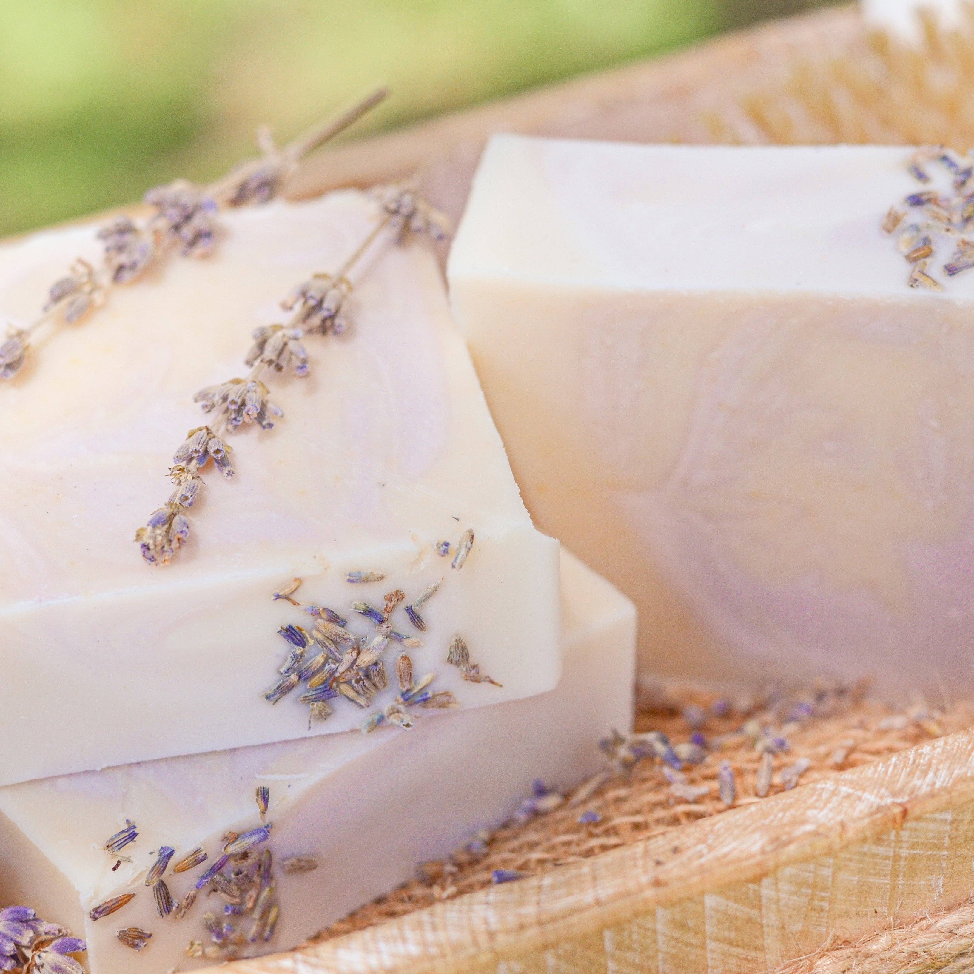 Pretty farm girl - Wholesale Bar Soap - Lavender + Mint Handmade Tallow and Goat Milk Soap Bar4