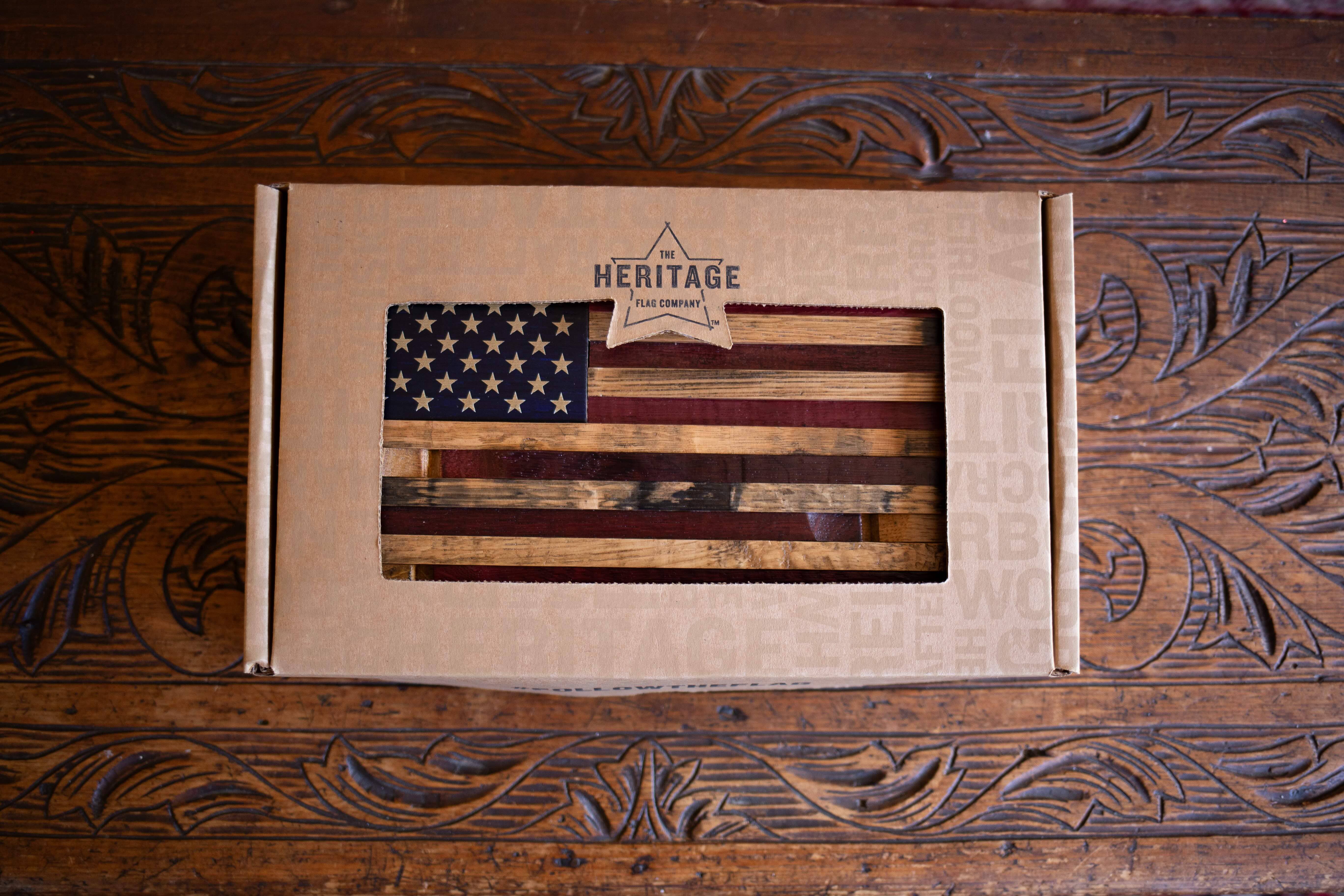 The Heritage Flag Company – wholesale Decorative tabletop object – Pine Cone Cask6