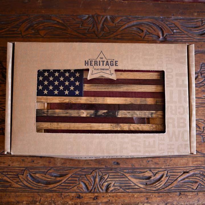 The Heritage Flag Company – wholesale Decorative tabletop object – Pine Cone Cask6