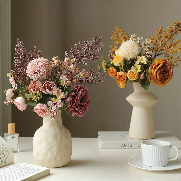 Huis Van Merken - Wholesale Artificial Flowers - Elegant Artificial Lotus Bouquet1