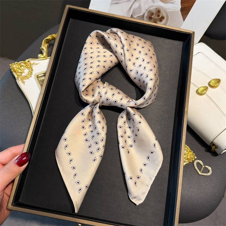 Sheer Trend - Wholesale Scarf - Women's - Fashion Print Square Scarf1