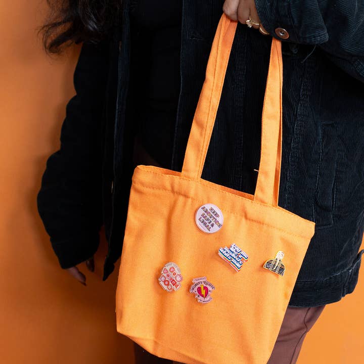 NatterDoodle - Wholesale Lapel Pin/Button - I’m Here to Pet All the Dogs Pin – Cute Dog Lover Gift Funny2