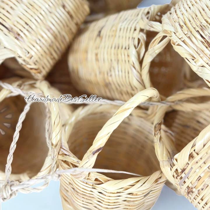 HandmadeBestSeller - Wholesale Basket - Handmade Mini Basket Ornaments – Natural Rattan Decor